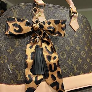 Purse scarf braided bow charm cheetah black copper brown color easy clip on bag